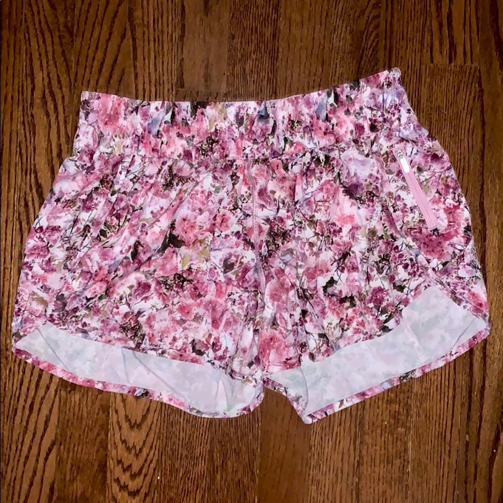 Lululemon Tracker IV Shorts